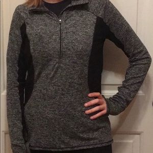 Athleta Running Long Sleeved Top
